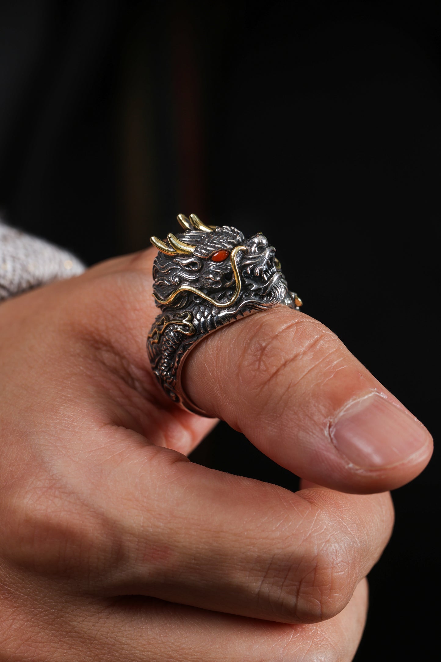 Buddha Trace Tibetan Auspicious Dragon Guardian Ring Buddha Trace