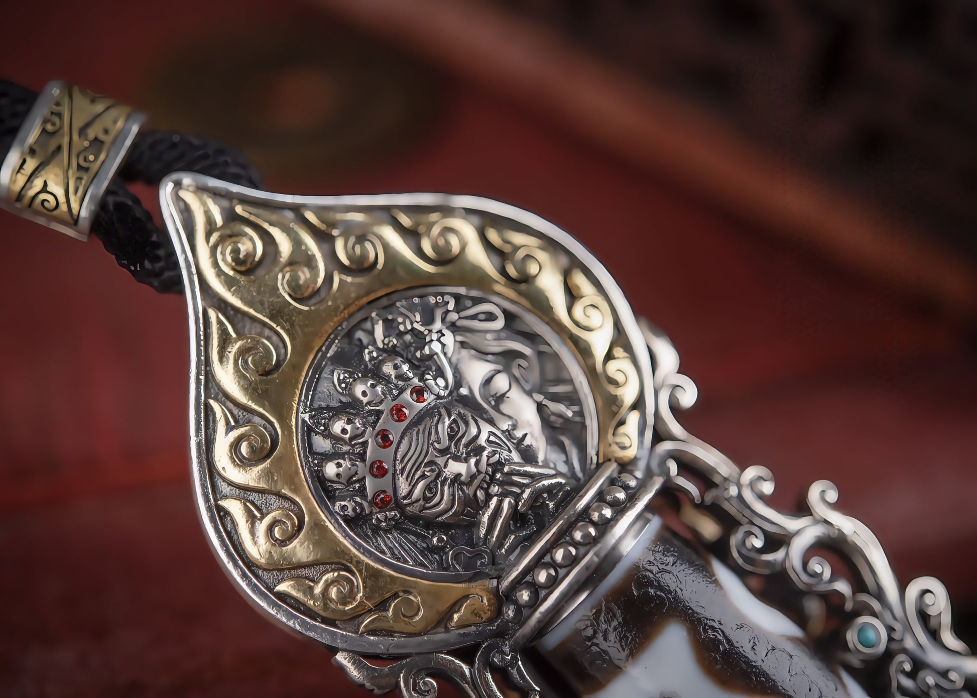 Buddha Trace Tibetan Tashi Dzi Bead pendant Buddha Trace