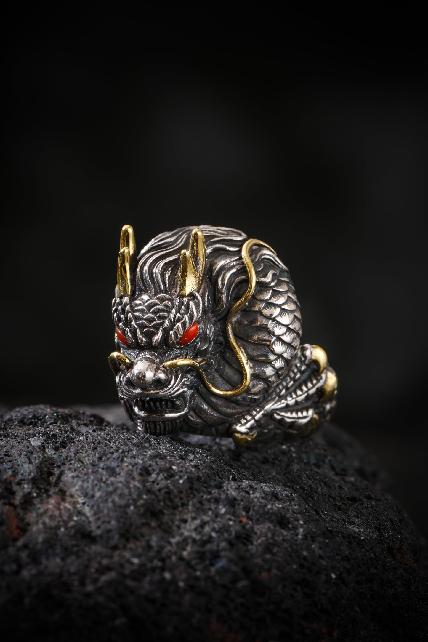 Buddha Trace Tibetan Auspicious Dragon Guardian Ring Buddha Trace