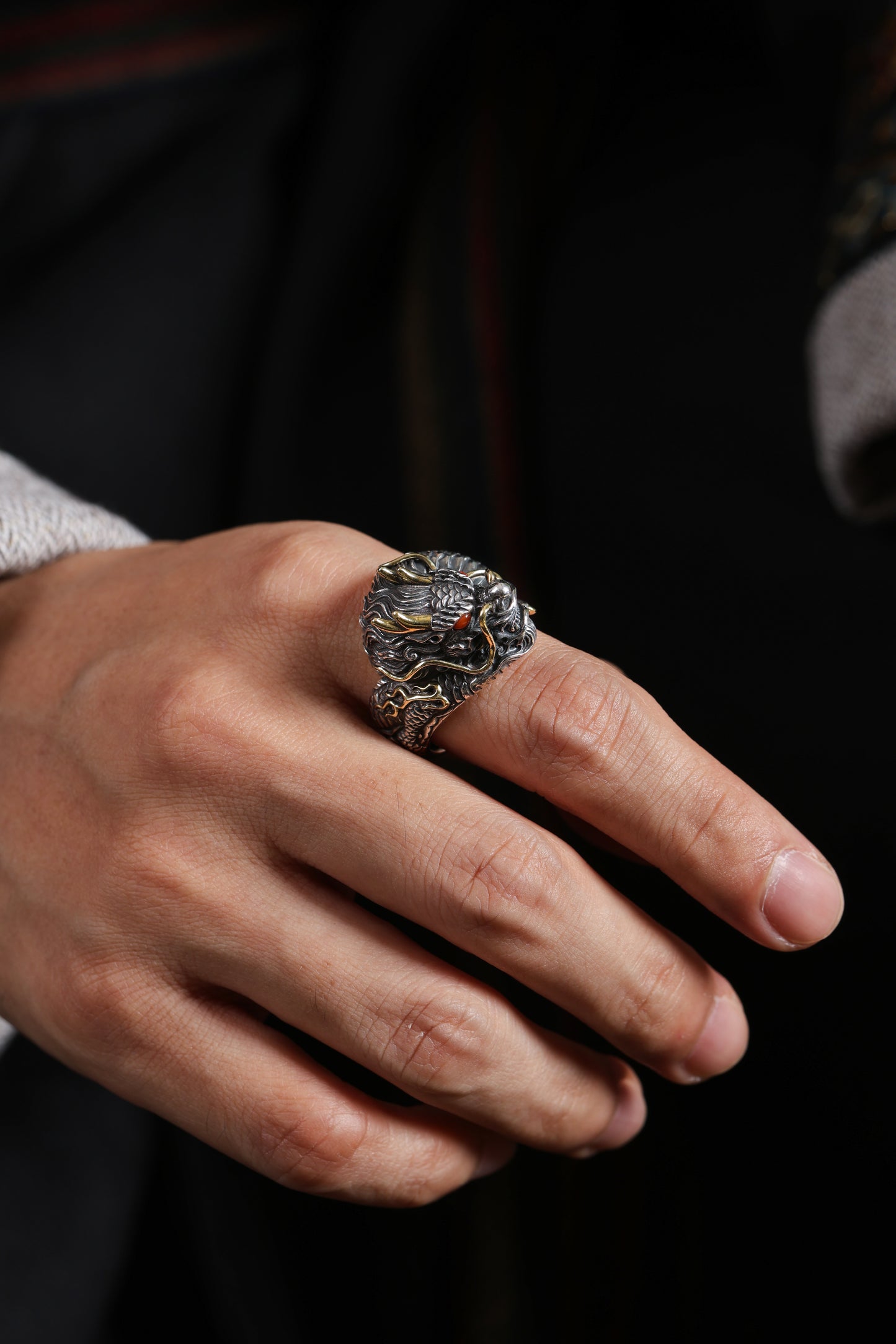 Buddha Trace Tibetan Auspicious Dragon Guardian Ring Buddha Trace