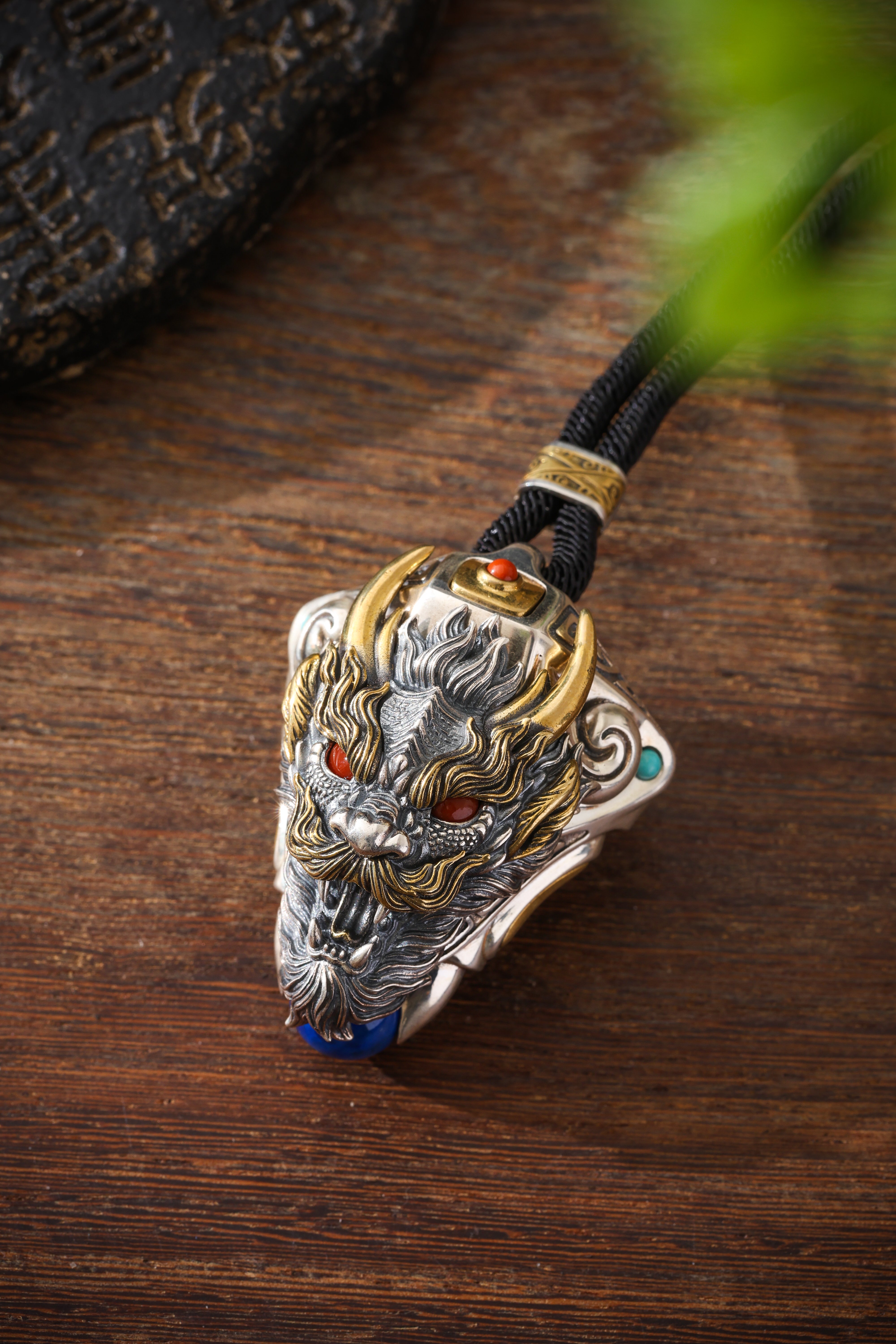 Buddha Trace Tibetan Dragon-Subduing Arhat Pendant Buddha Trace
