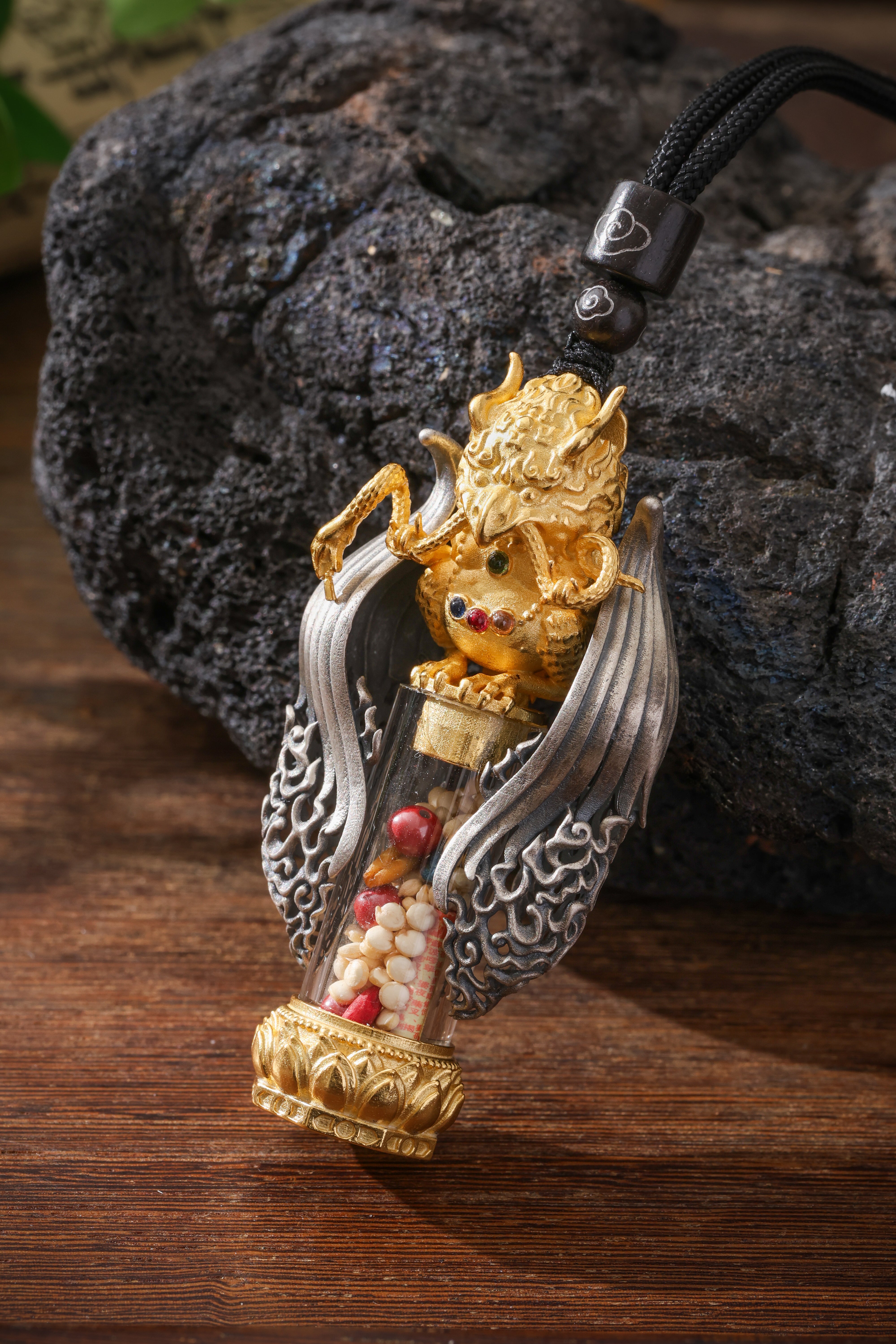 Buddha Trace Tibetan Garuda Buddha Grain Pendant Buddha Trace