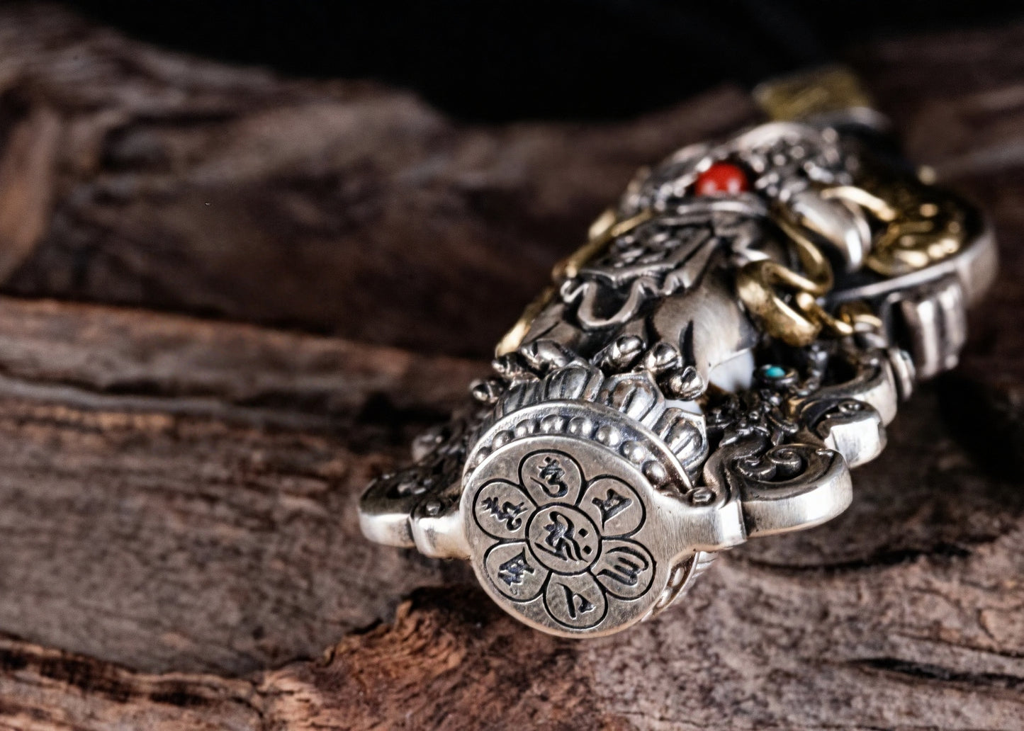 Buddha Trace Zakiram Wulan Flower Pendant Buddha Trace