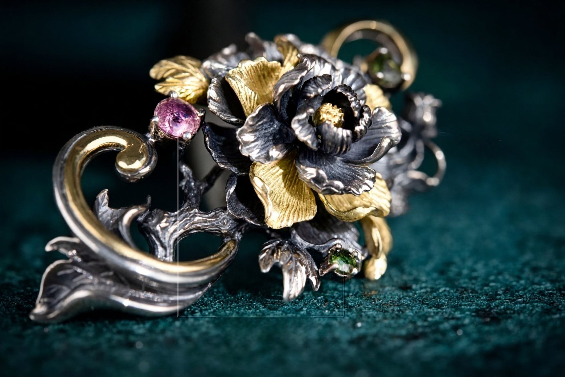 Buddha Trace peony pendant Buddha Trace