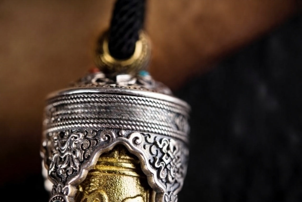 Buddha Trace six-character mantra pendant Buddha Trace