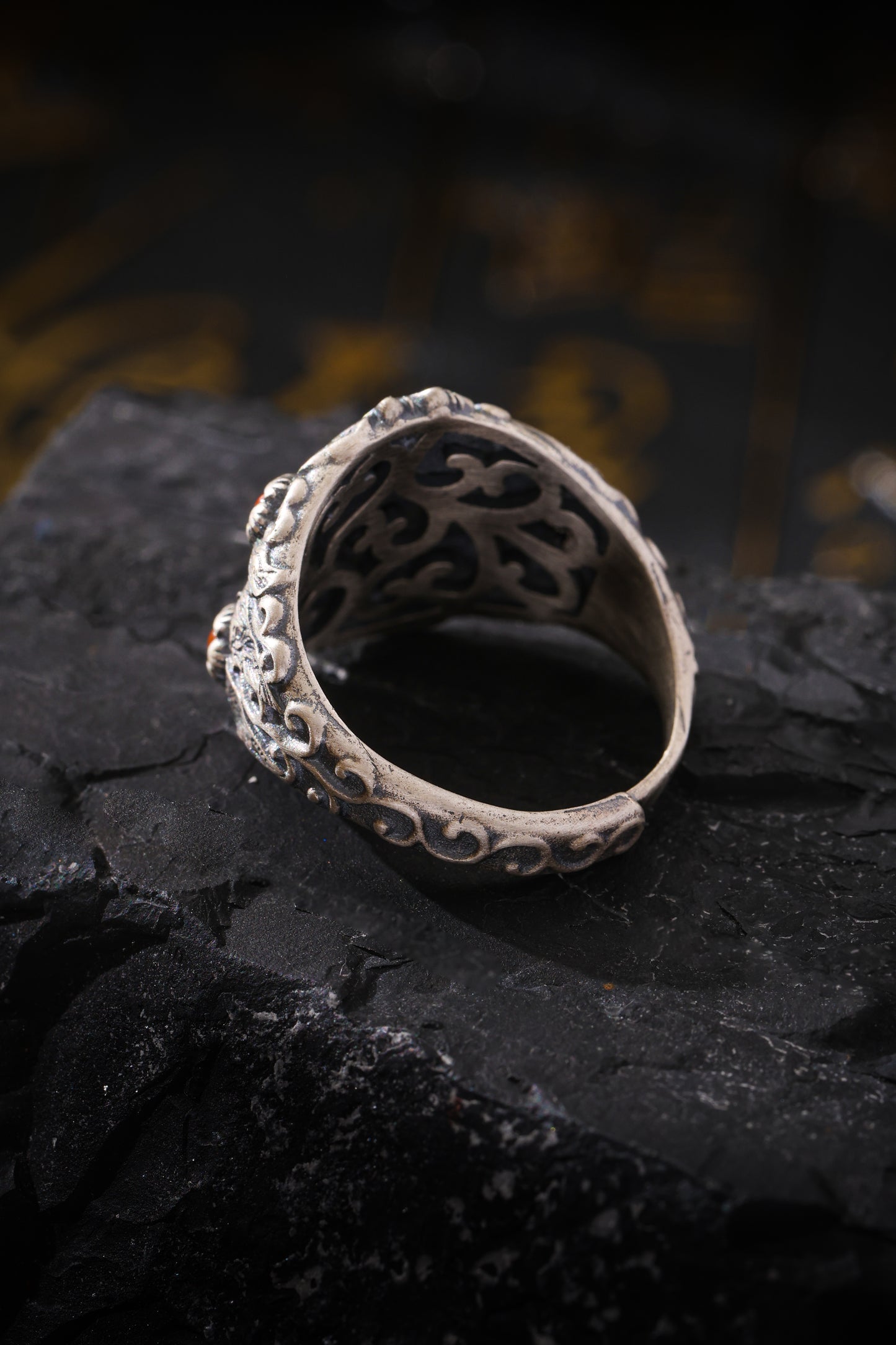 Buddha Trace Tibetan Nine-Tailed Fox Guardian Ring Buddha Trace