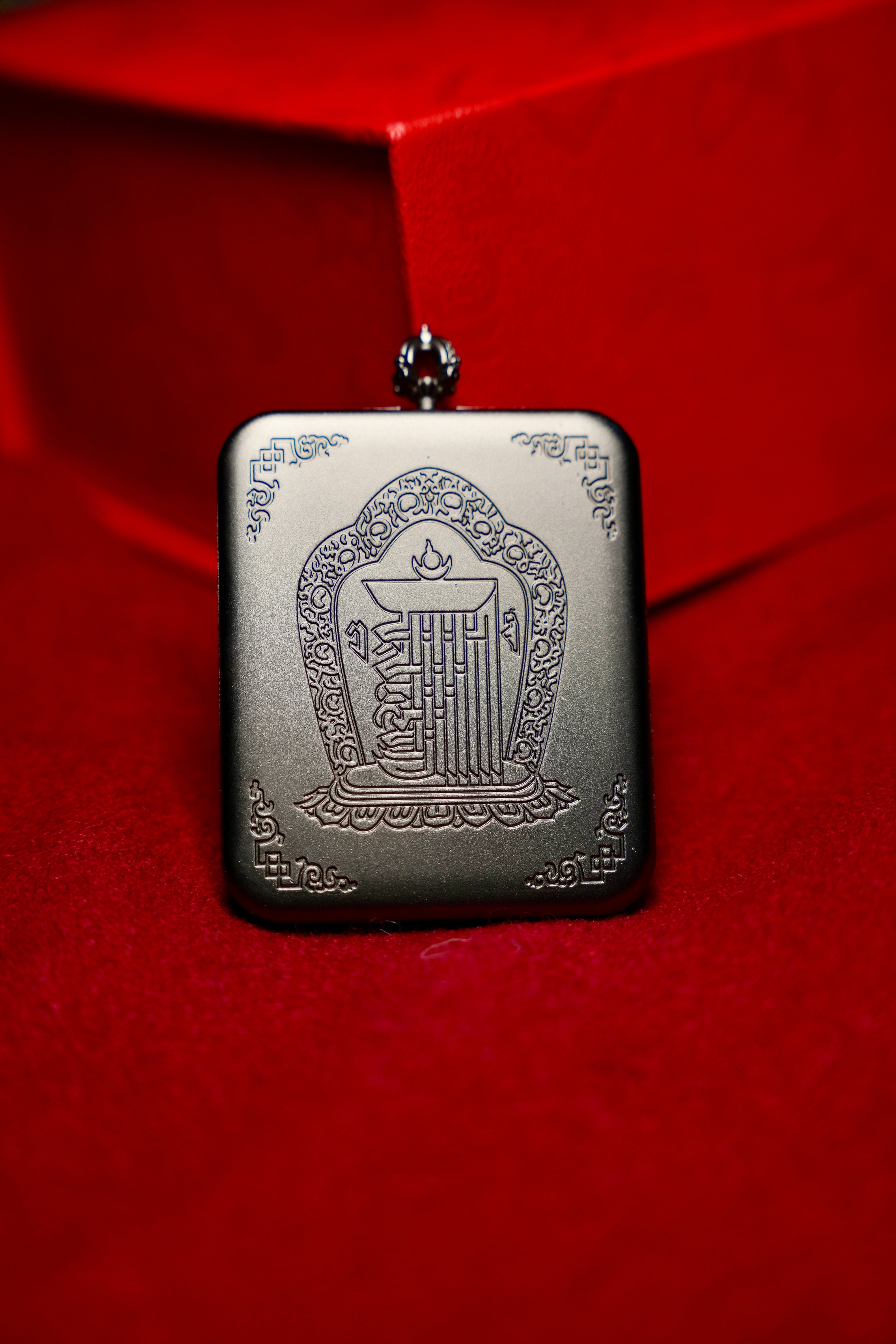 Buddha Trace Tibetan Six-Armed Mahakala colorful Thangka Buddha Trace