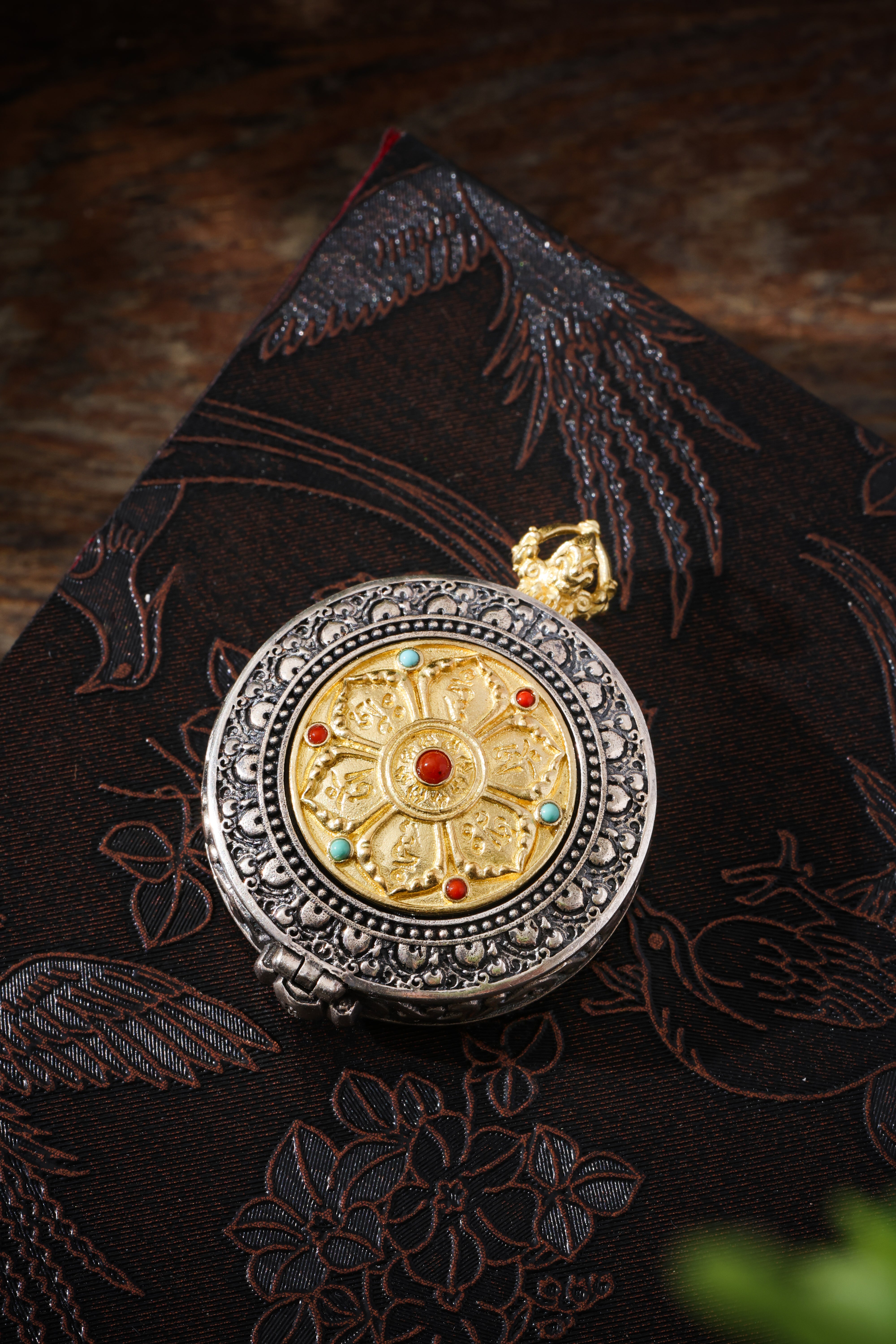 Buddha Trace Six-Syllable Mantra Gawu Pendant Buddha Trace