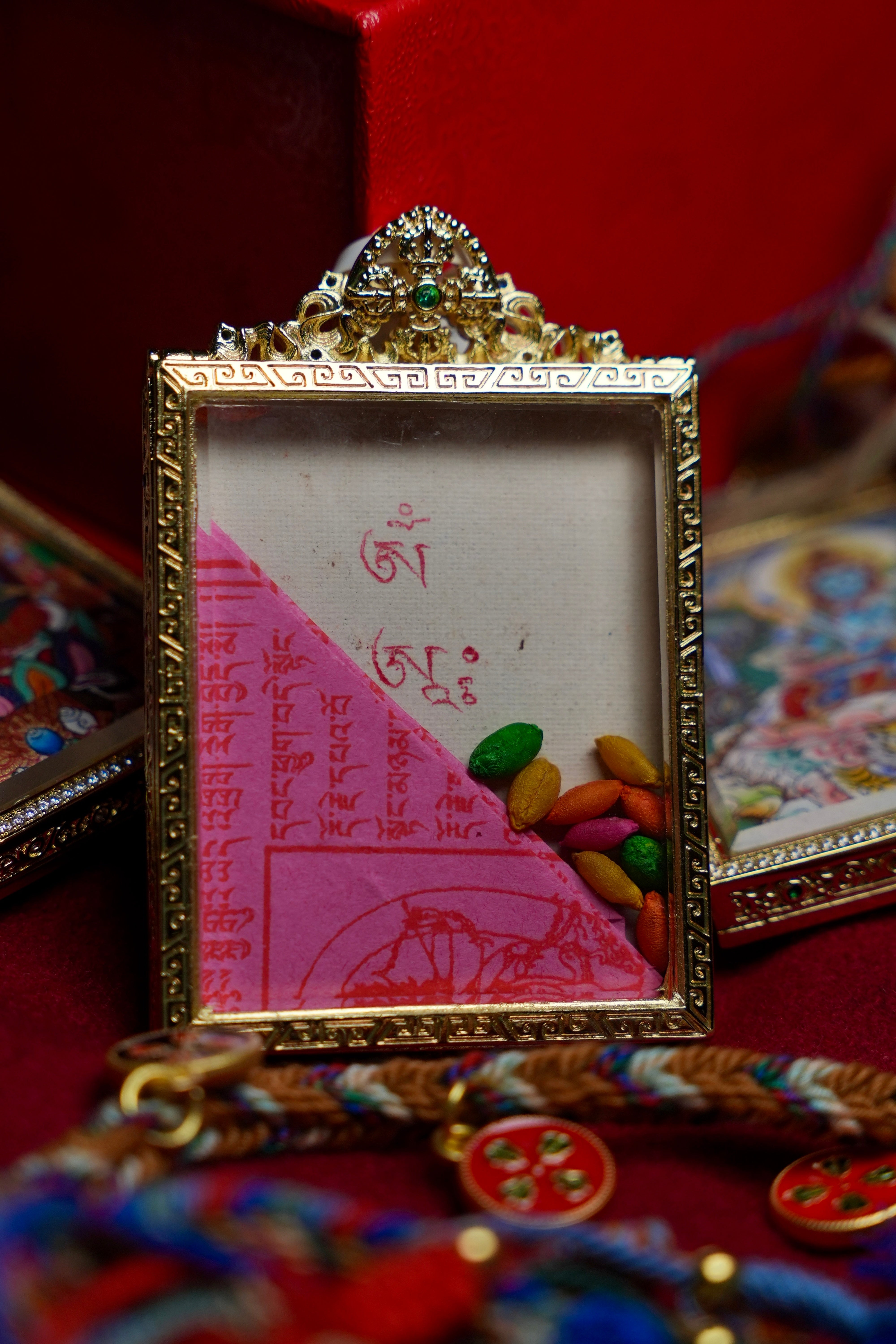 Buddha Trace Tibetan Six-Armed Mahakala Extraordinary Thangka Buddha Trace